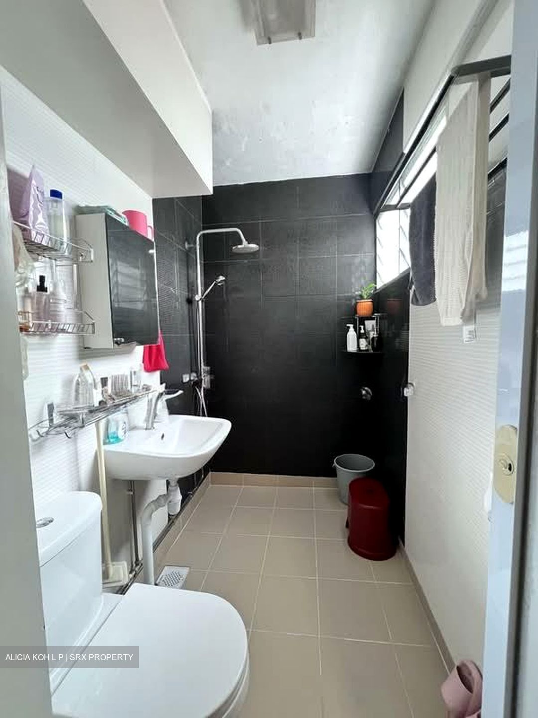 Blk 329 Bukit Batok Street 33 (Bukit Batok), HDB 5 Rooms #605408561